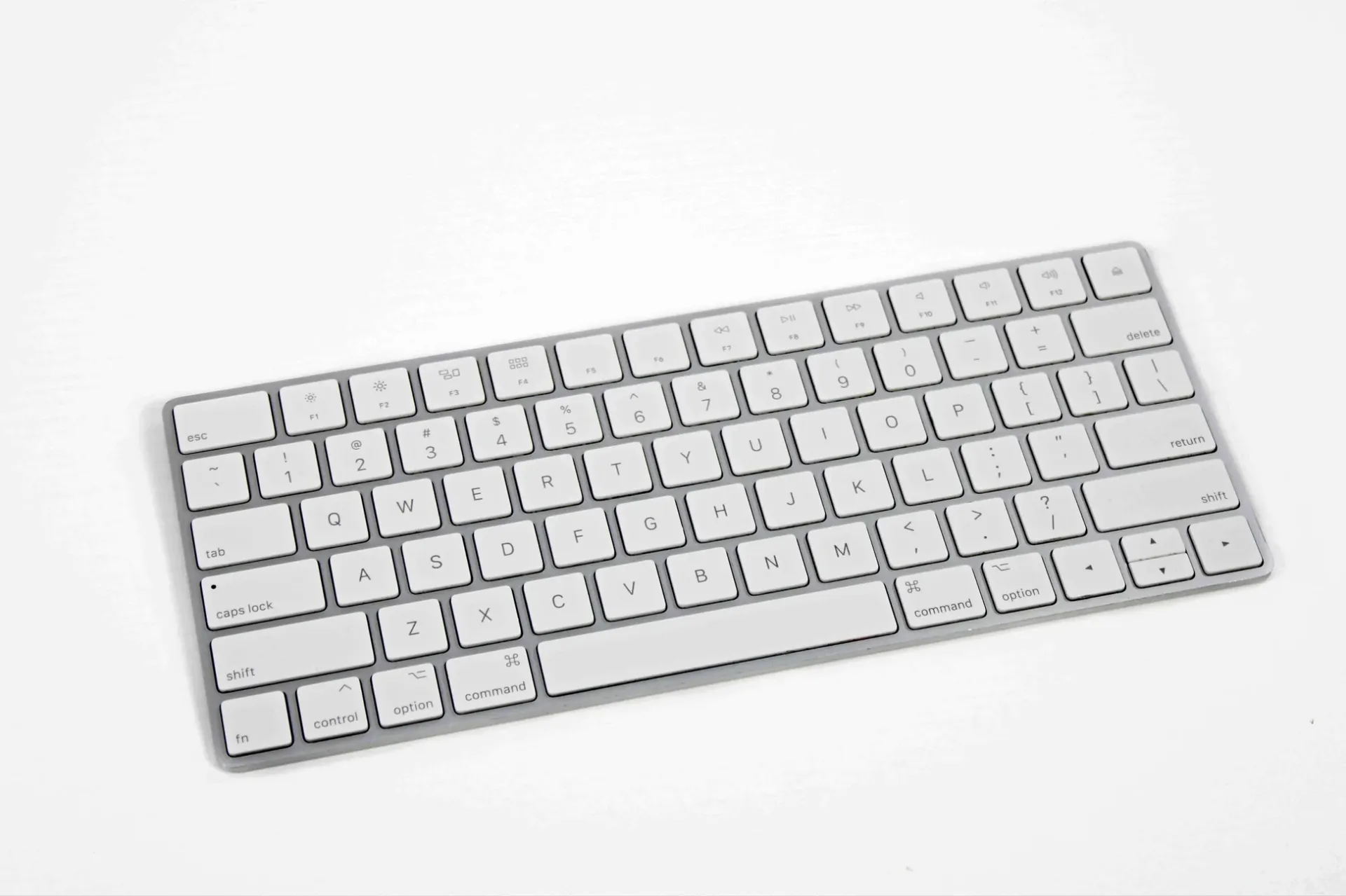 Apple Magic Keyboard 2ª (Teclado) Generación A1644 Bluetooth Recargable